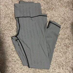 ZYIA Herringbone Capri leggings